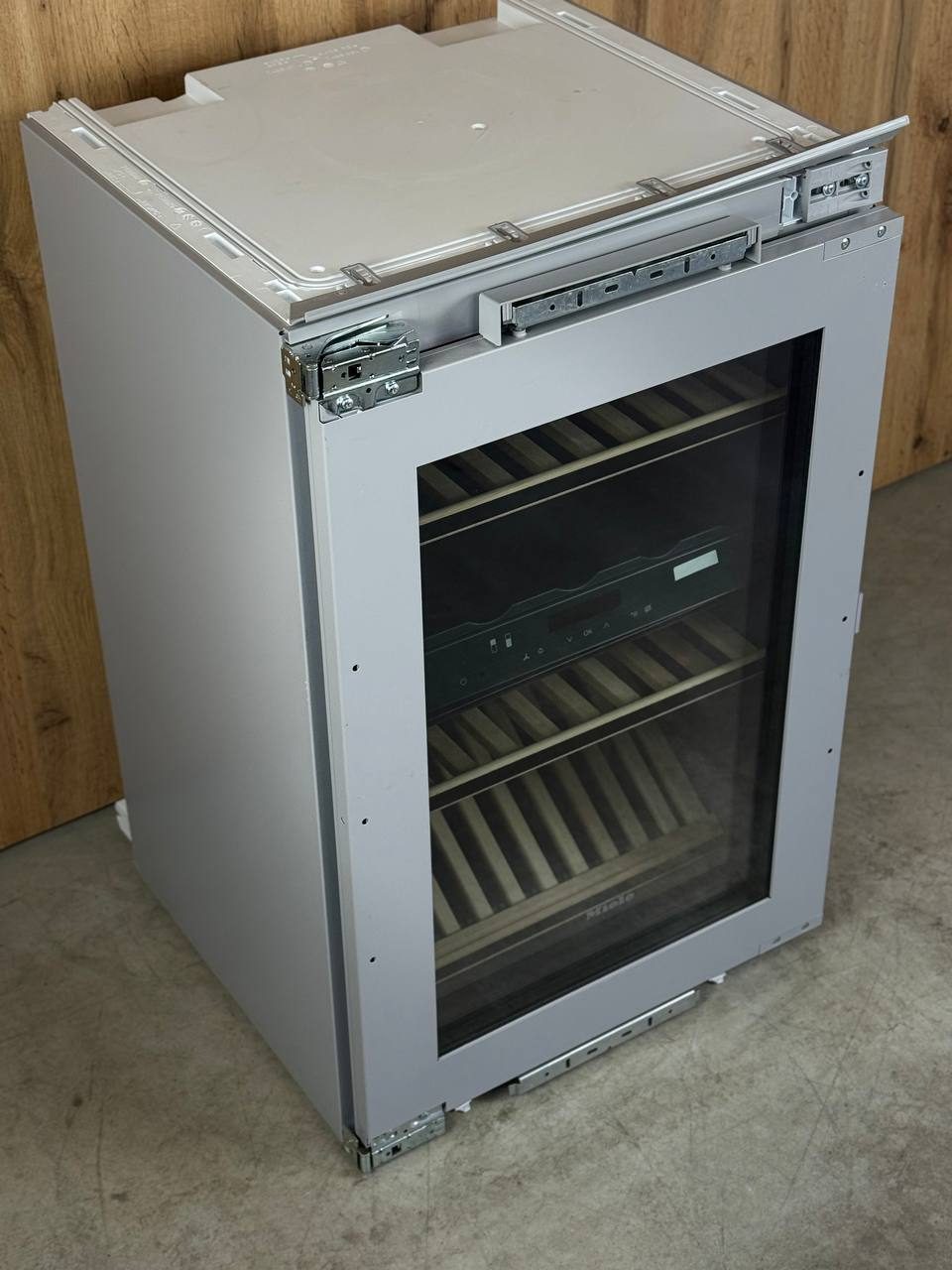 Преміум клас KWT 6422 i-1