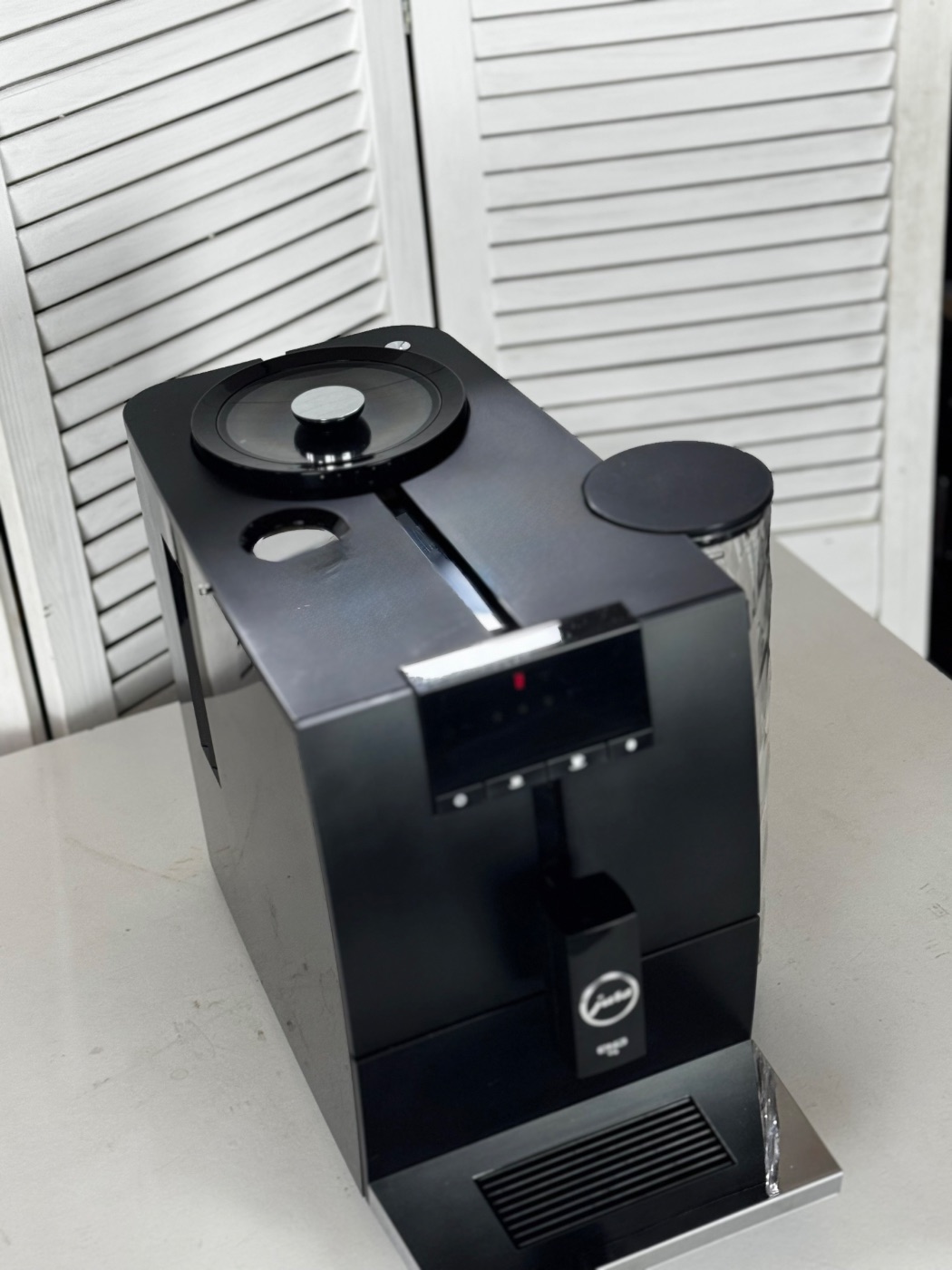 Jura б/у ENA 4 Full Metropolitan Black