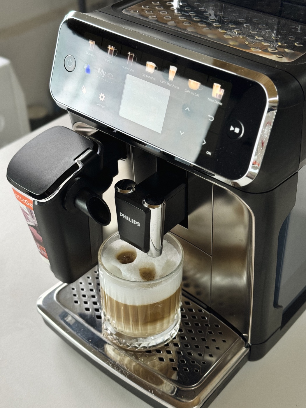 Philips Series 5400 LatteGo (EP5447/90)