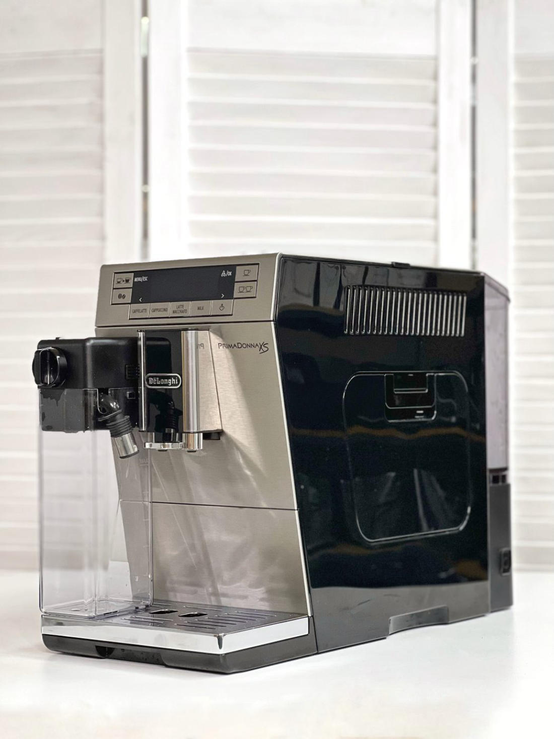 DeLonghi б/у ETAM36.365.MB