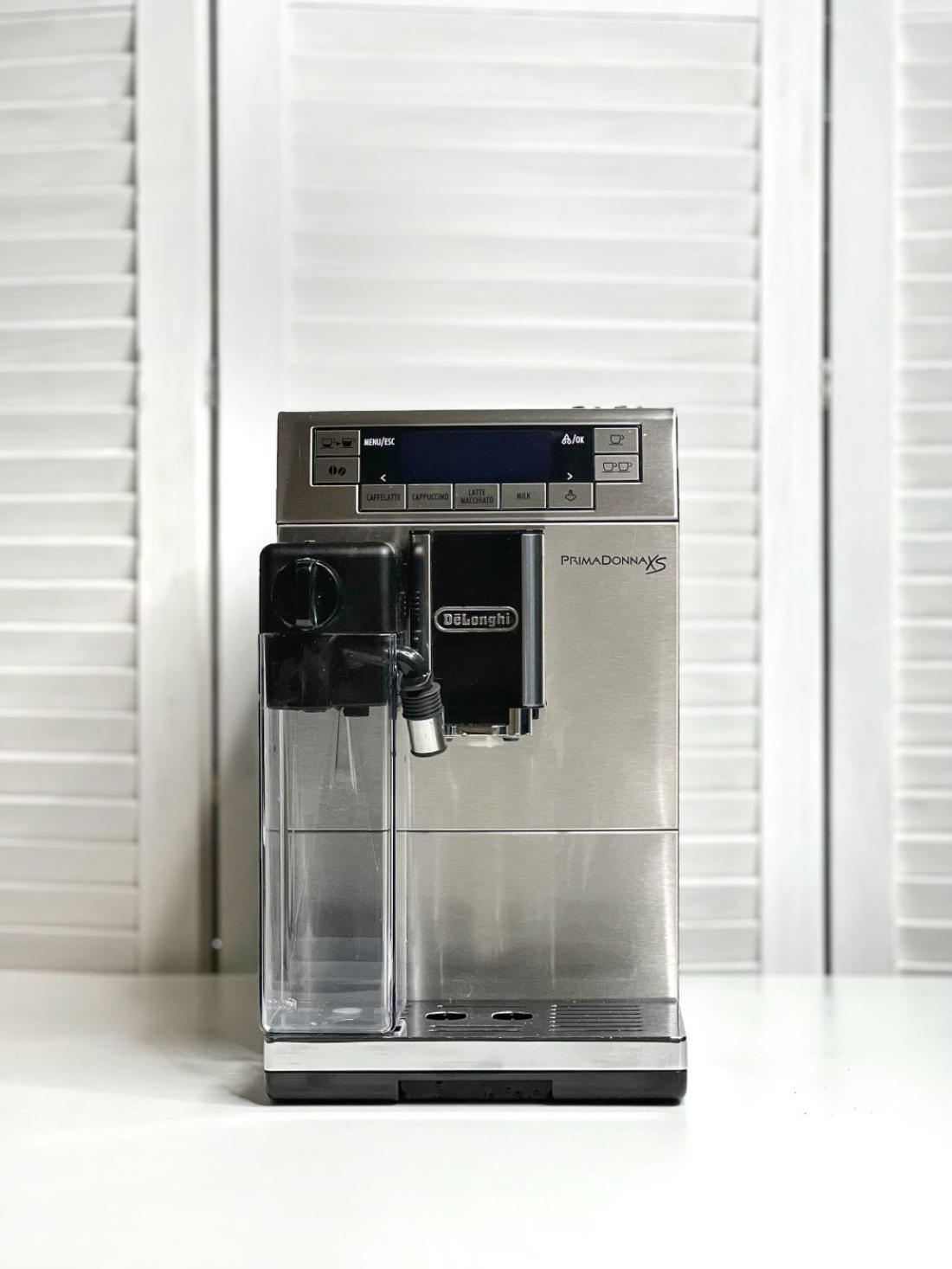 DeLonghi б/у ETAM36.365.MB