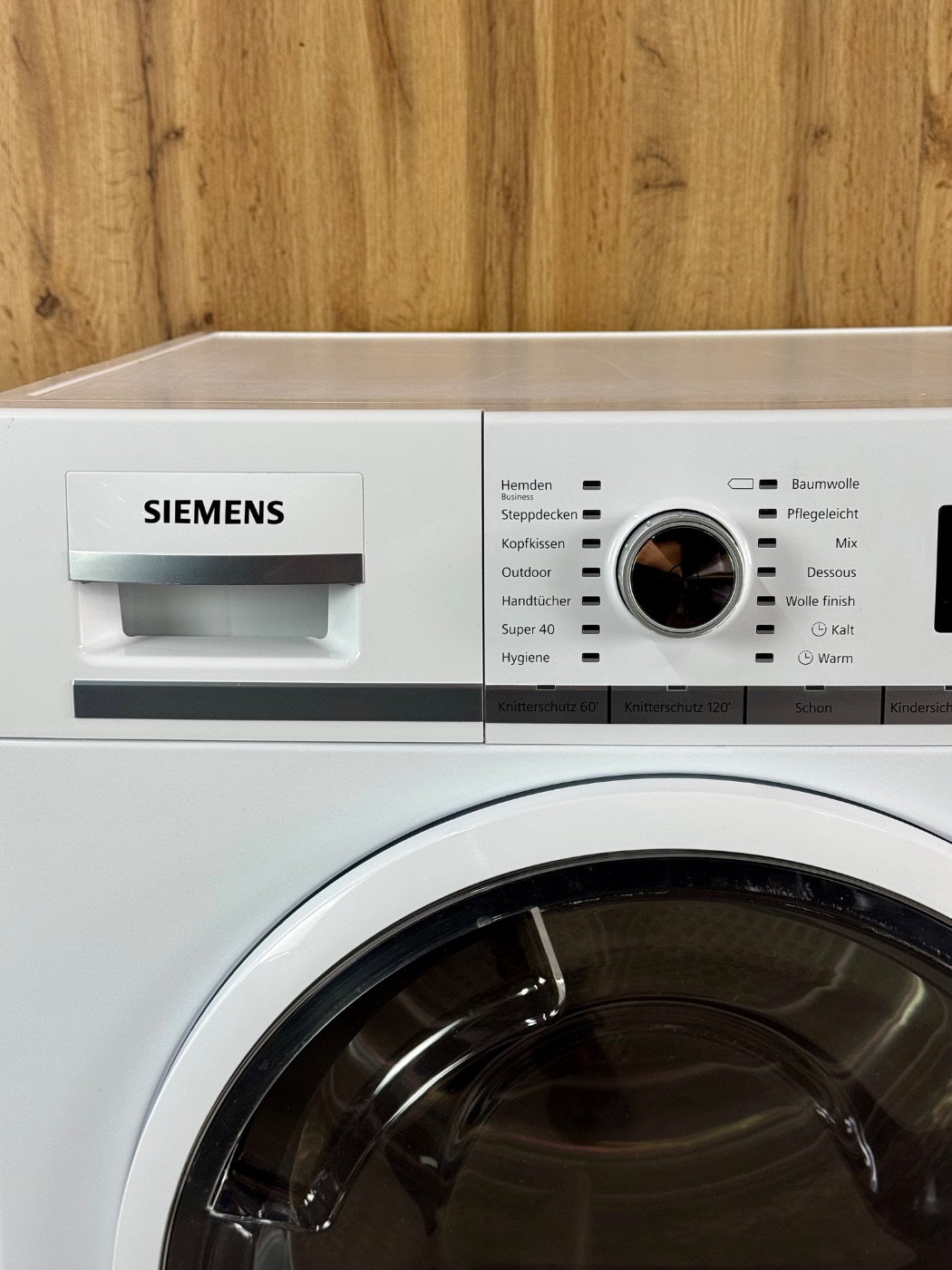 Siemens iQ700 (WT47W561/08)