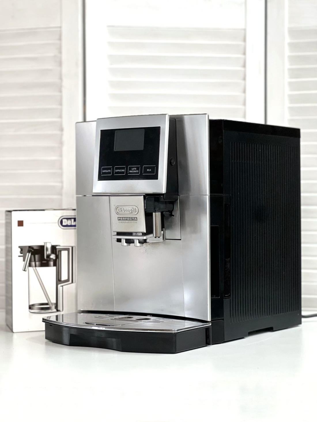 DeLonghi б/у ESAM5500.S (Perfecta)