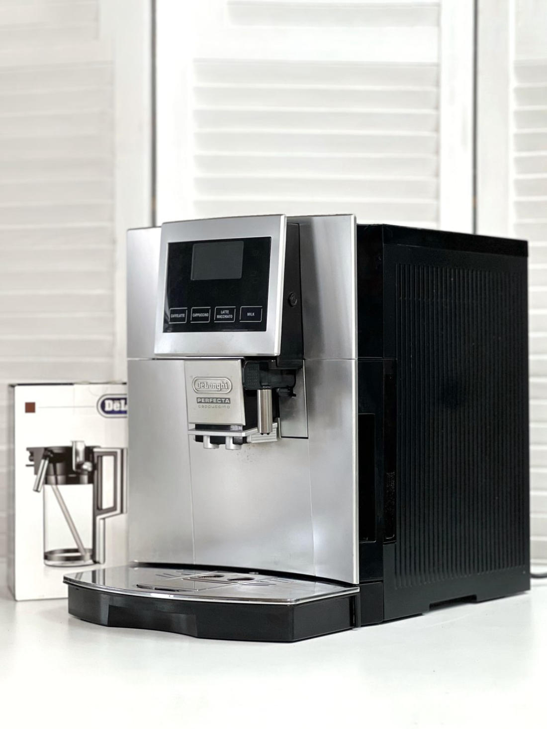DeLonghi б/у ESAM5500.S (Perfecta)