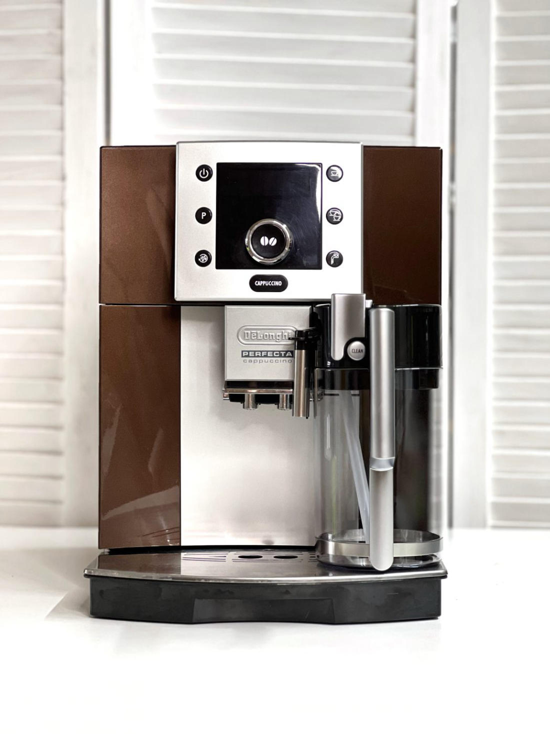 DeLonghi б/у ESAM5500.T (Perfecta)