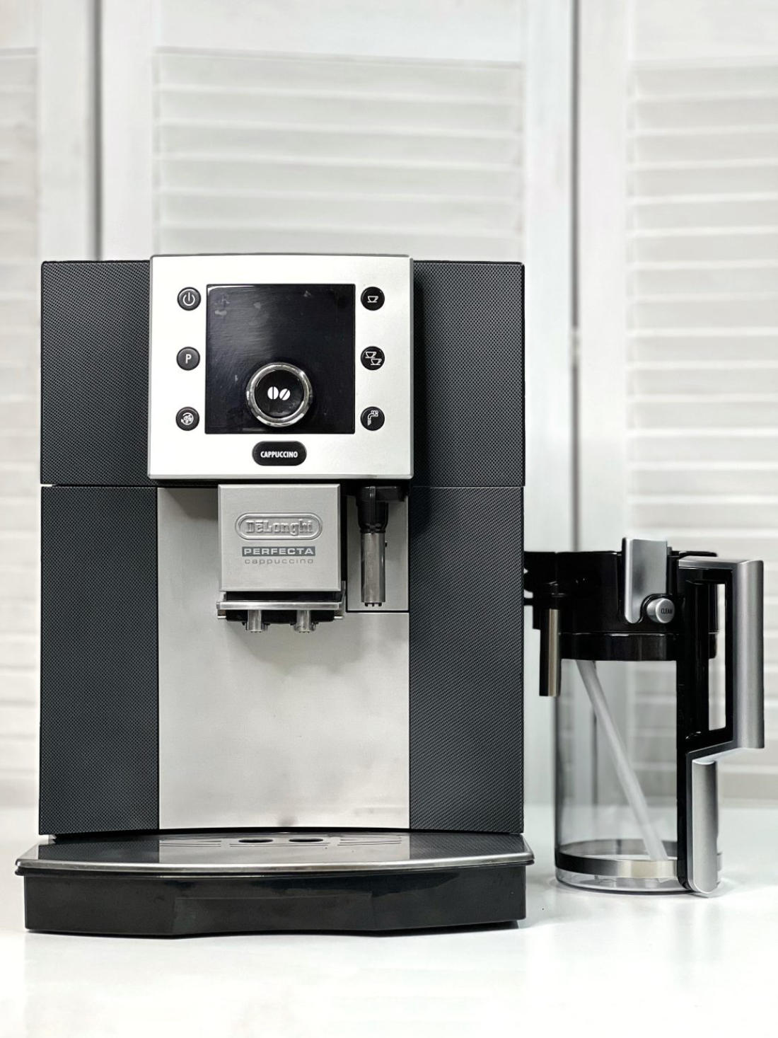 DeLonghi б/у ESAM5500.T (Perfecta)