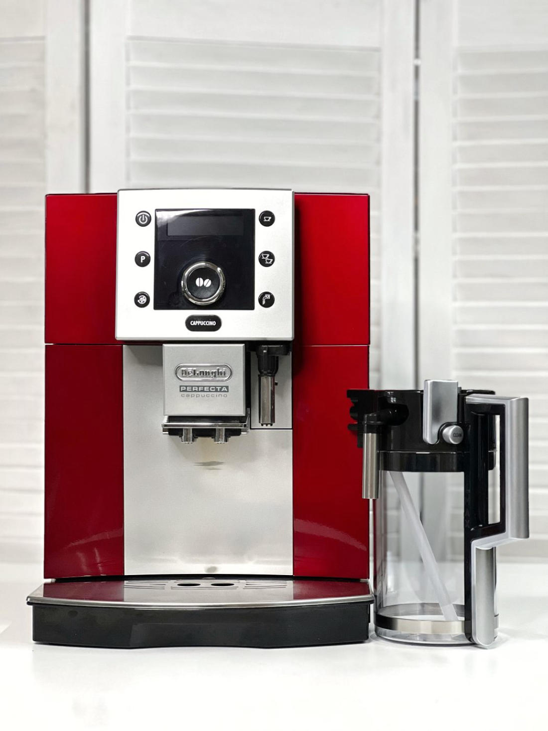 DeLonghi б/у ESAM5550.R (Perfecta)