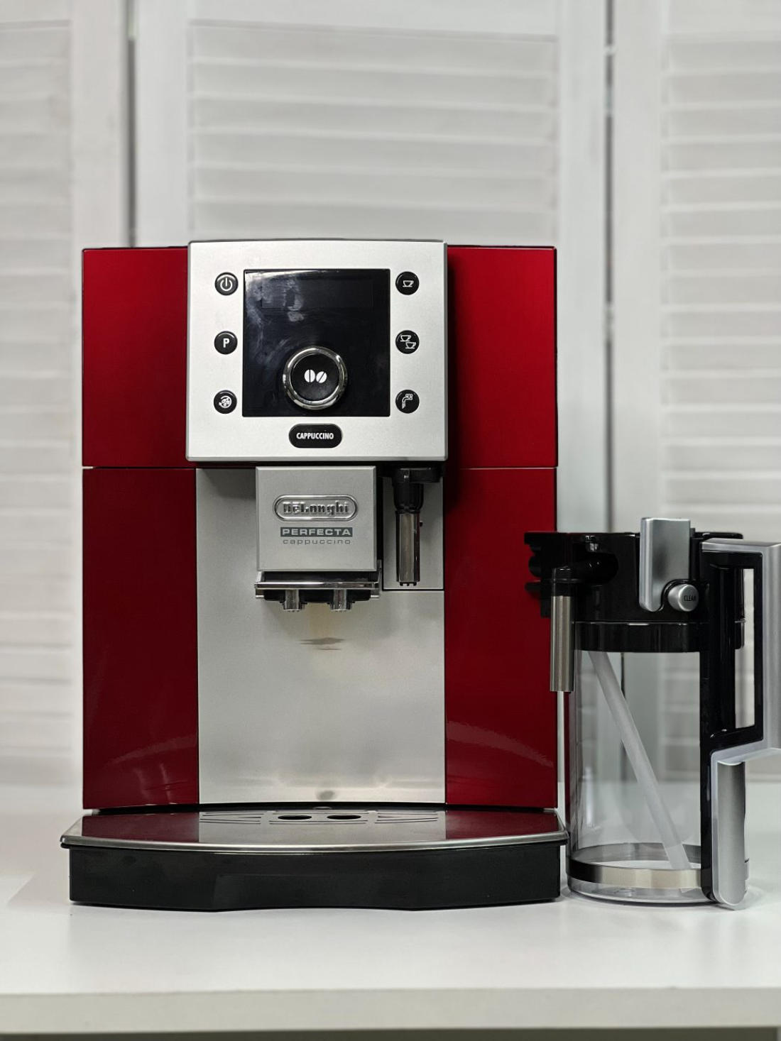 DeLonghi б/у ESAM5550.R (Perfecta)