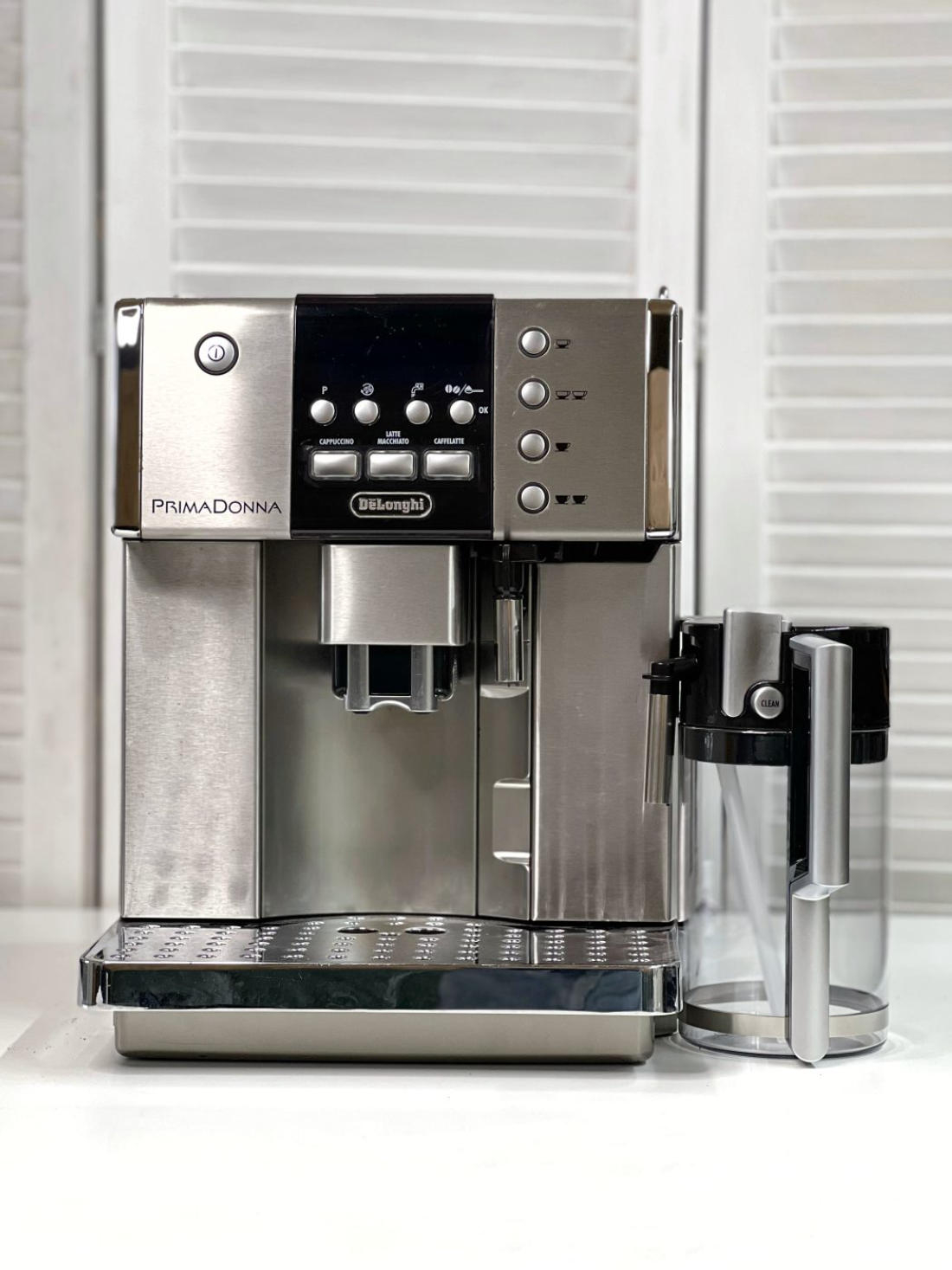 DeLonghi б/у ESAM6600 (PrimaDonna Avant)