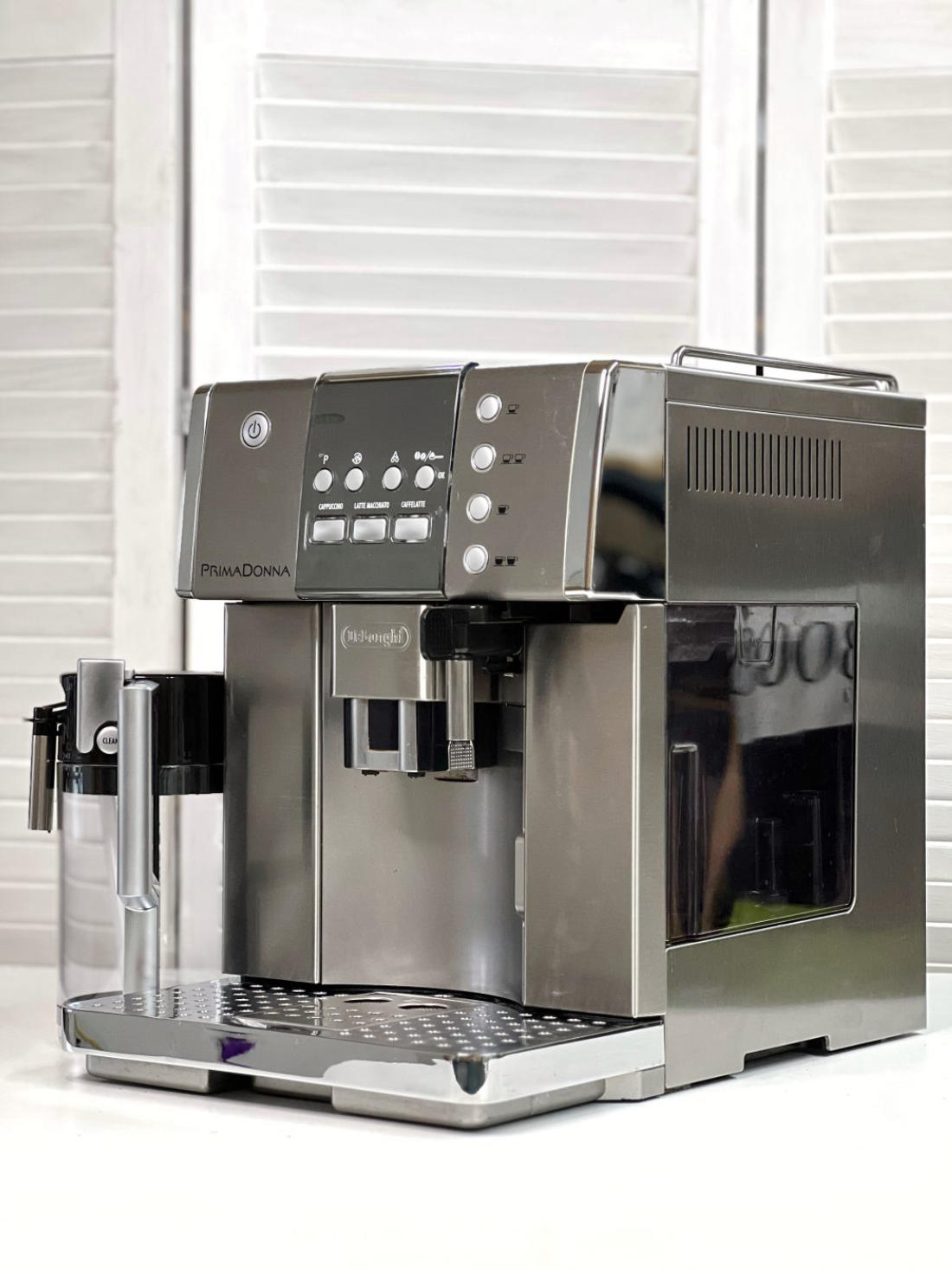 DeLonghi б/у ESAM6620 (PrimaDonna Avant)