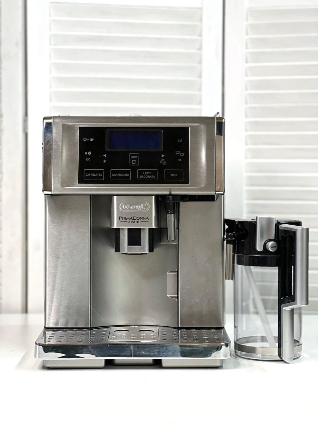 DeLonghi б/у ESAM6700 (PrimaDonna Exclusive)