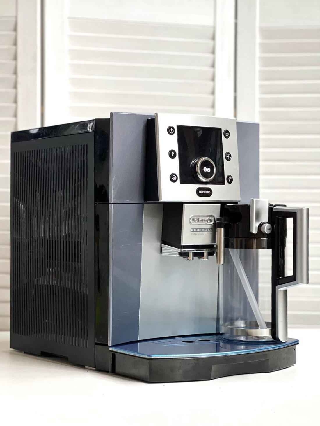 DeLonghi б/у ESAM5500.M (Perfecta)