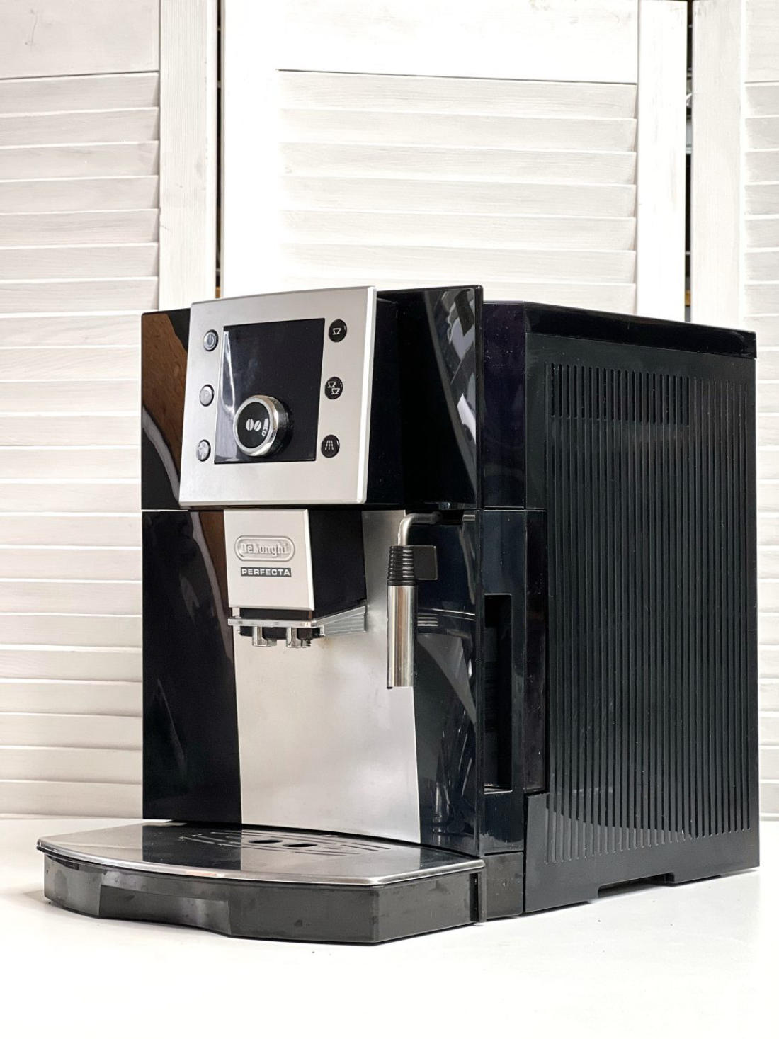 DeLonghi б/у ESAM5400