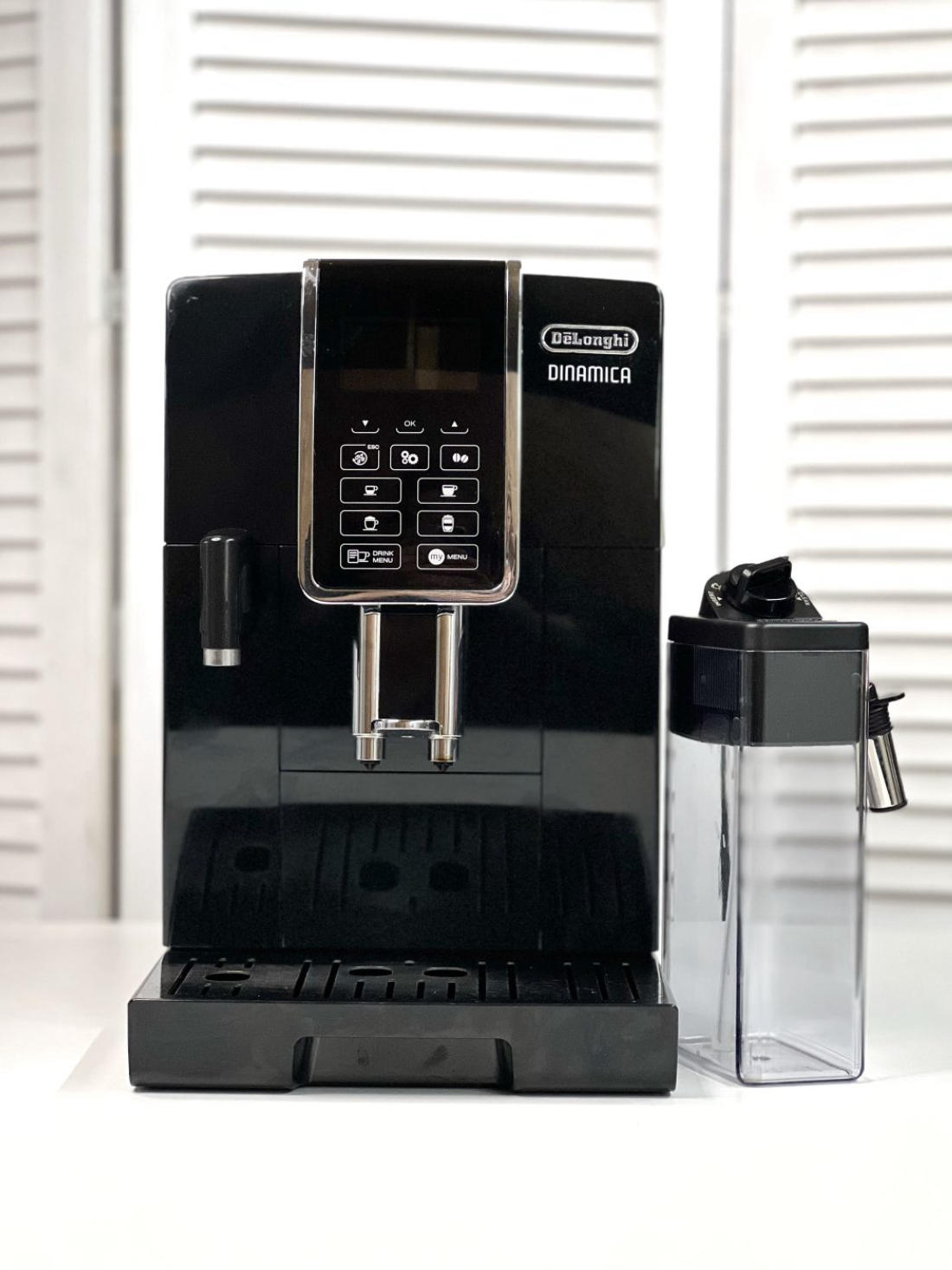 DeLonghi б/у ECAM350.55.B Dinamica