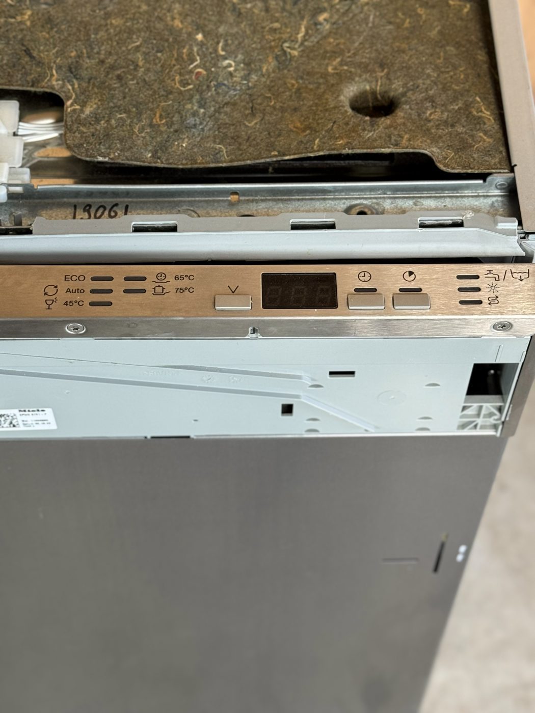 Преміум клас G 5274 SCVi