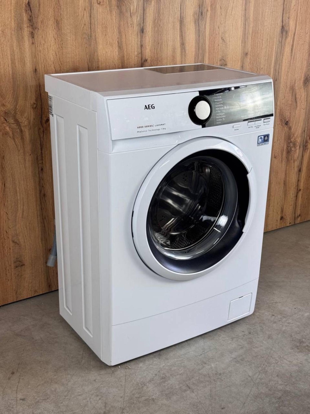 AEG б/у L6SB70268