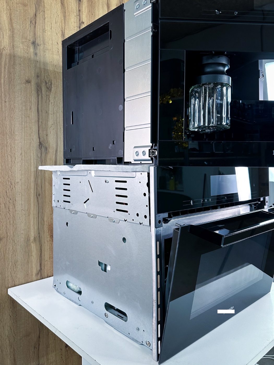 Преміум клас б /у Кавомашина CVA 7845 + духова шафа H 7840 BM